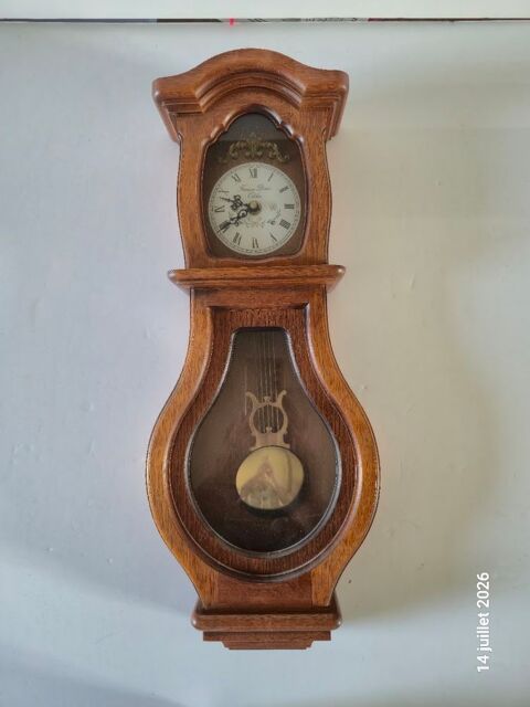 Horloge Comtoise  murale électrique ( pile) dans son boîtier Aubusson (23)