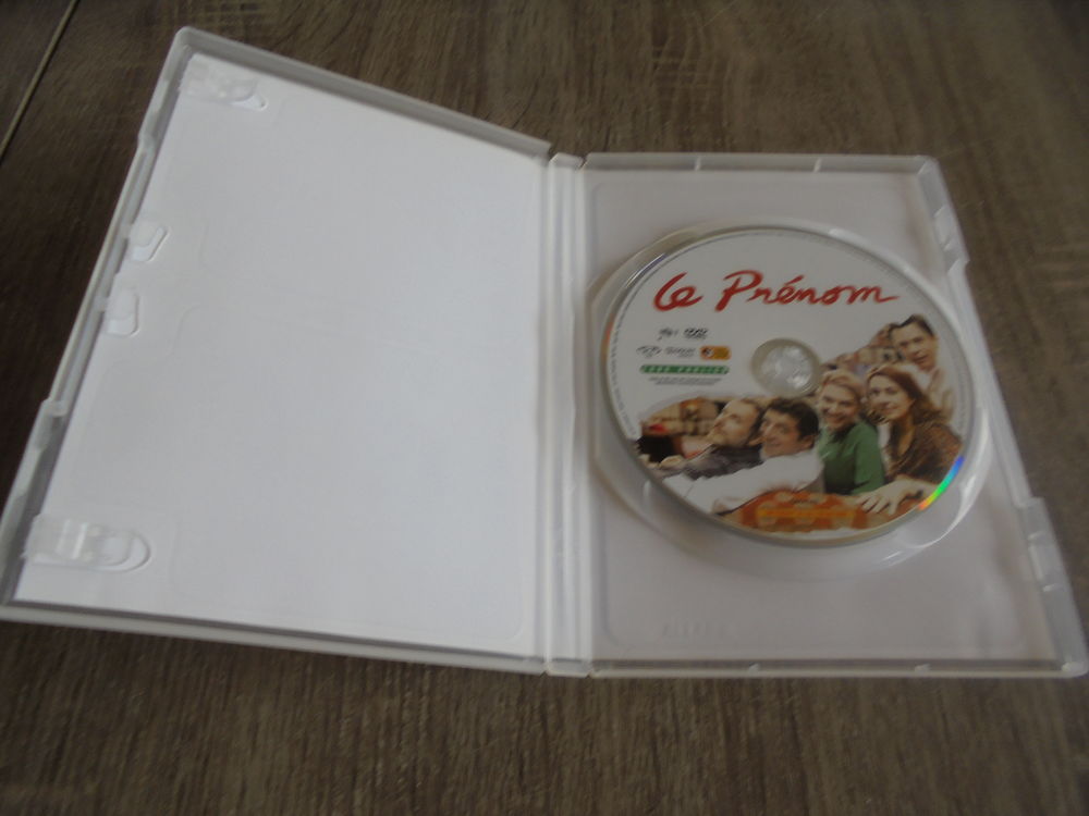 DVD &quot;Le pr&eacute;nom&quot; (26) DVD et blu-ray