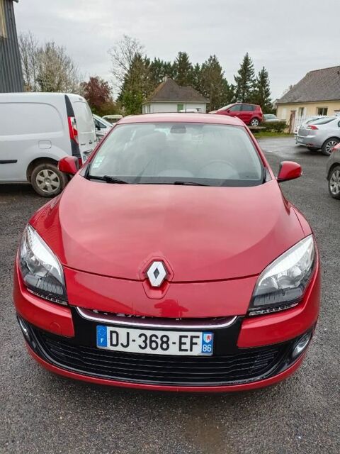 Renault Mégane III dCi 110 FAP Energy eco2 Dynamique 2013 occasion Saint-Rémy-sur-Creuse 86220