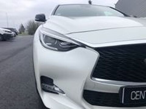 Q30 2.0t 211 7DCT AWD Sport 2017 occasion 37550 Saint-Avertin