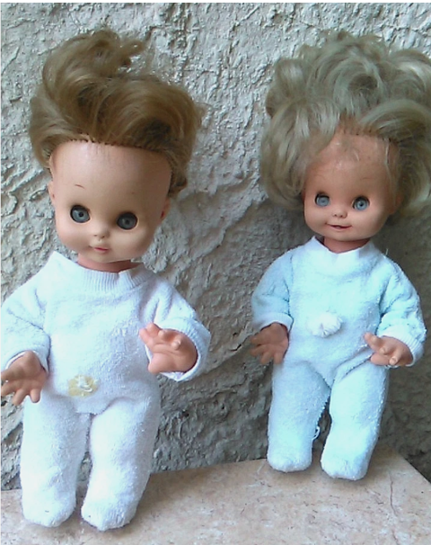 Paire de poup�es Ratti Made in Italy ann�es 1960, 25cm de ha 70 Roquefort-les-Pins (06)