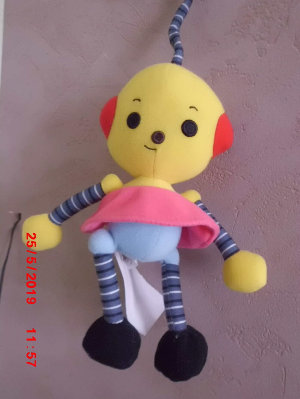 PELUCHE ROBOT MULTICOLORE DISNEY Jeux / jouets