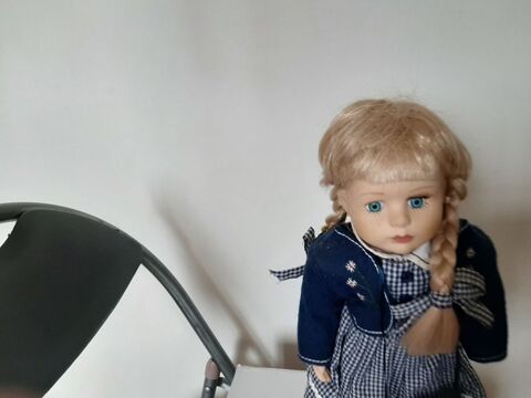 Poupe de collection 60 Arcueil (94)