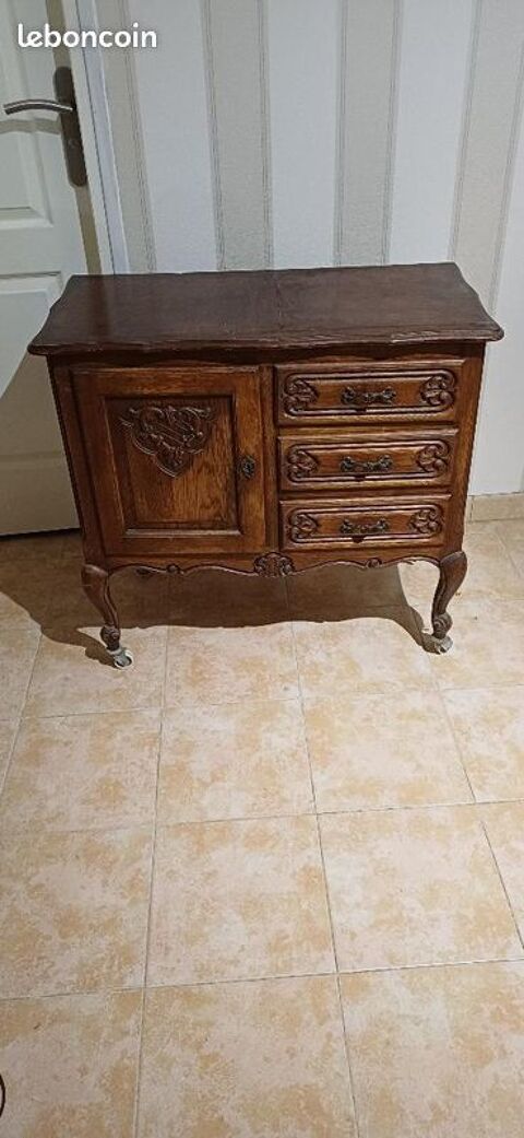 commode en bois 3 tiroirs 1 porte 
20 La Seyne-sur-Mer (83)