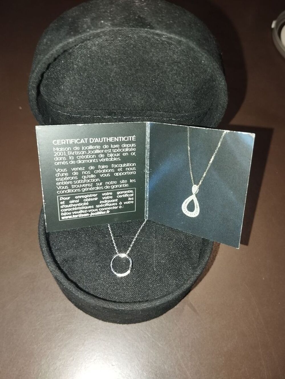 Pendentif cercle or blanc et diamants Bijoux et montres