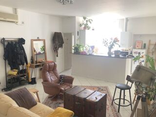  Appartement à louer 3 pièces 75 m²