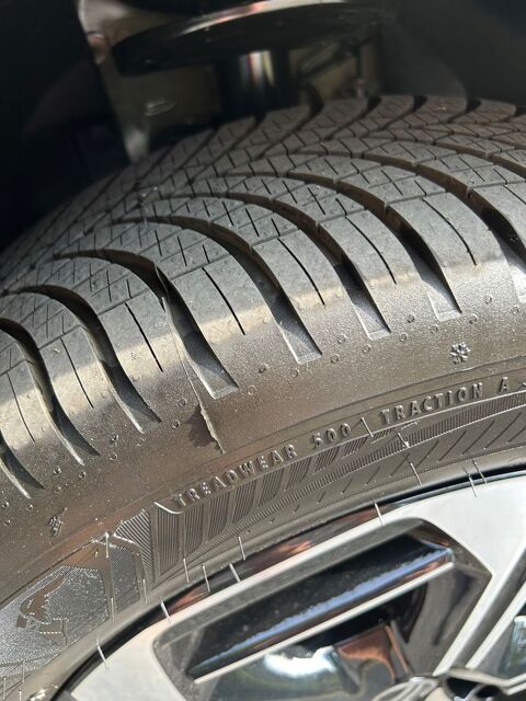 Pi&egrave;ces et &eacute;quipements Voiture Pi&egrave;ces et &eacute;quipements Voiture  occasion Riom 63200