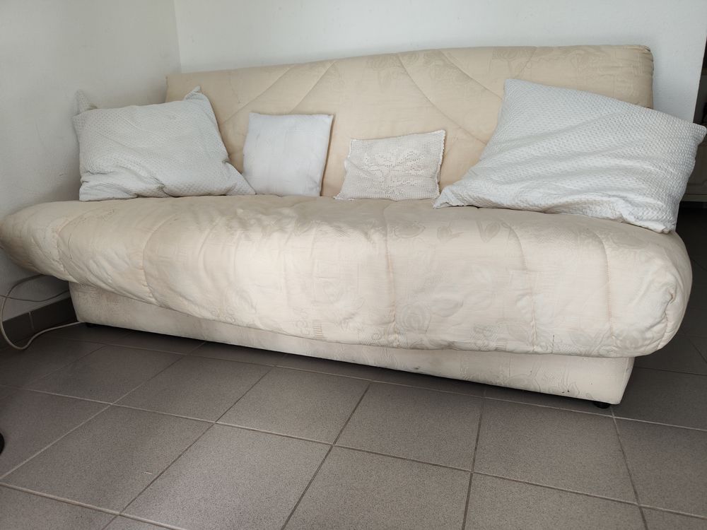 Canap&eacute; clic clac convertible (en lit de couchage) 3 places Meubles