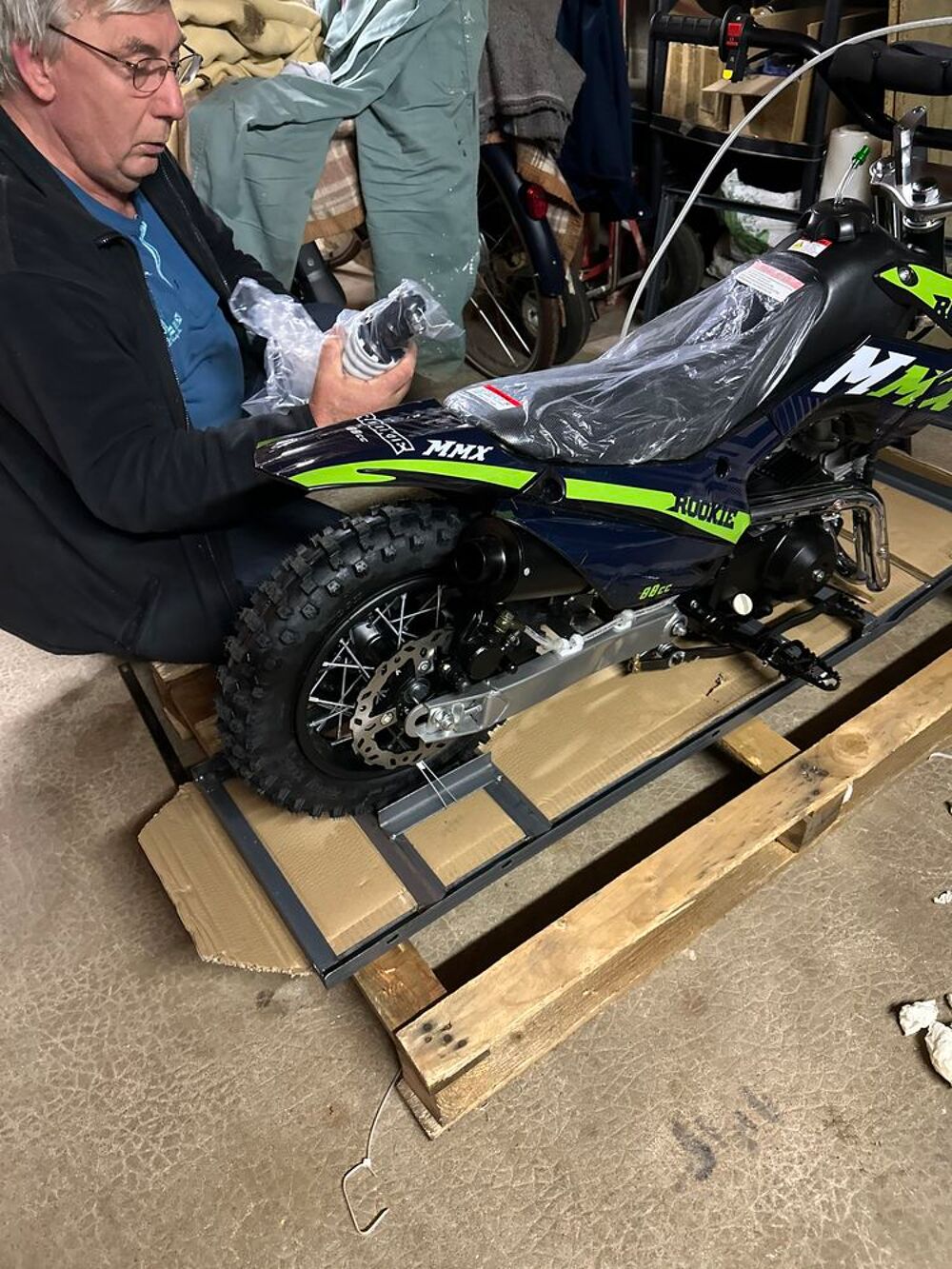MOTO ENFANT 7/12 ans COMME NEUVE Jeux / jouets