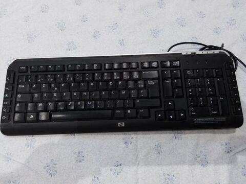 Clavier HP  12 Louvres (95)