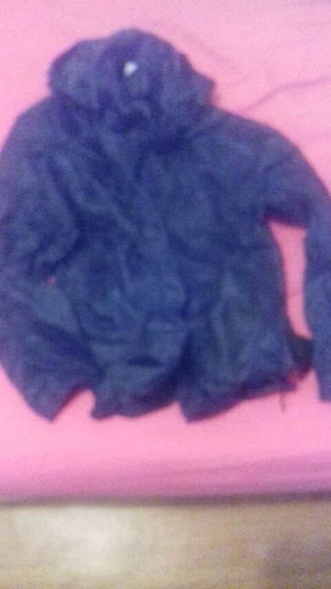 kWay marque kinley enfant 12 ans 4 Montbéliard (25)