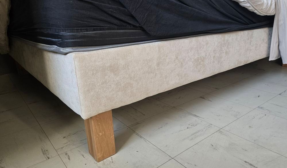 Sommier Emma 160x200 Tr&egrave;s bon &eacute;tat Beige Meubles