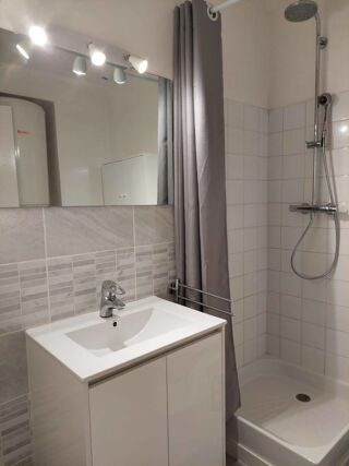 Appartement à louer 1 pièce 22 m²