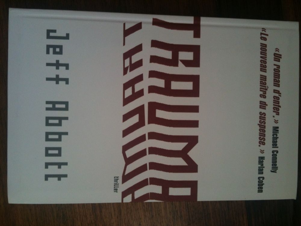 Livre "Trauma" (de Jeff Abbott). Livres et BD