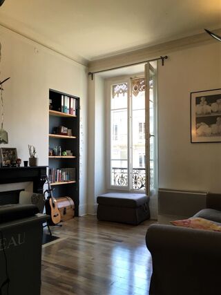  Appartement à louer 2 pièces 37 m²
