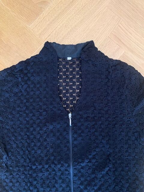 Femme, Chemisier manches longues Taille M, Noir 2 Paris 19 (75)