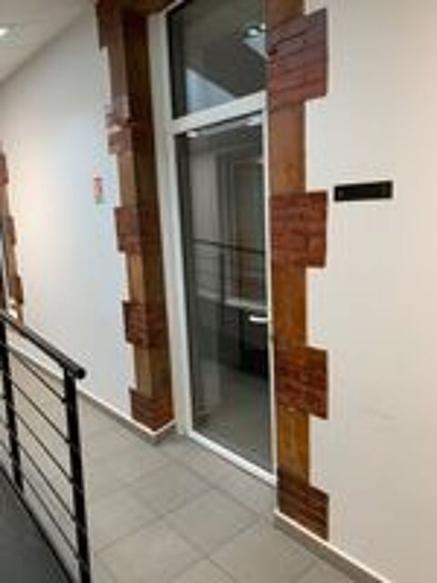  Local Professionnel 33.50 M2 - Centre ville 