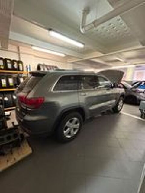 Grand Cherokee V6 3.0 CRD FAP 241 Overland A 2012 occasion 06150 Cannes La Bocca