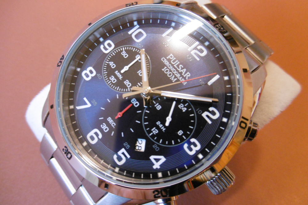 Montre Pulsar NEUVE jamais port&eacute;e Bijoux et montres