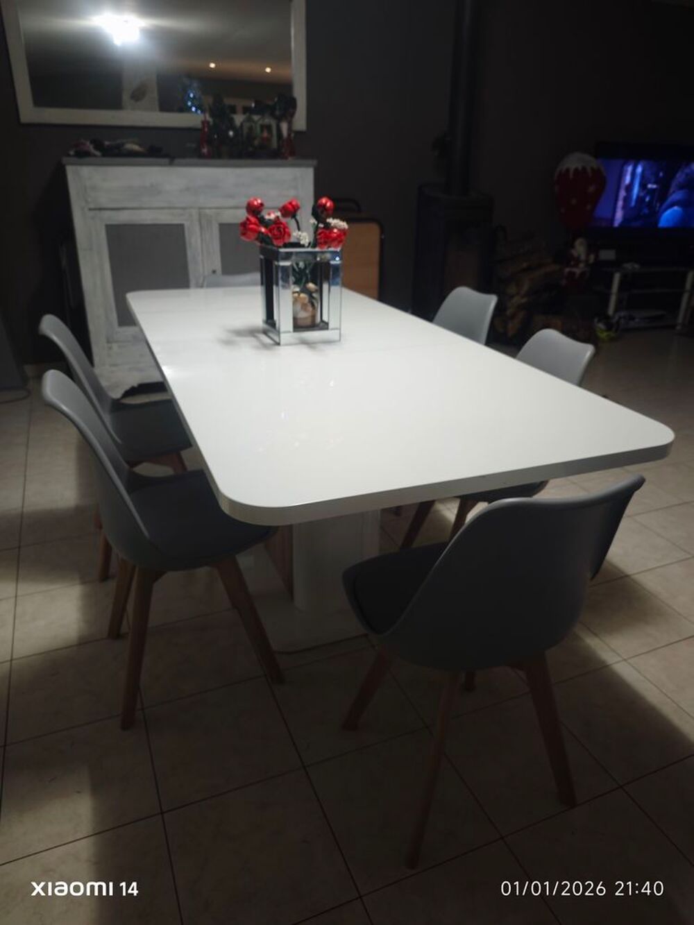 Table de salle &agrave; manger Meubles