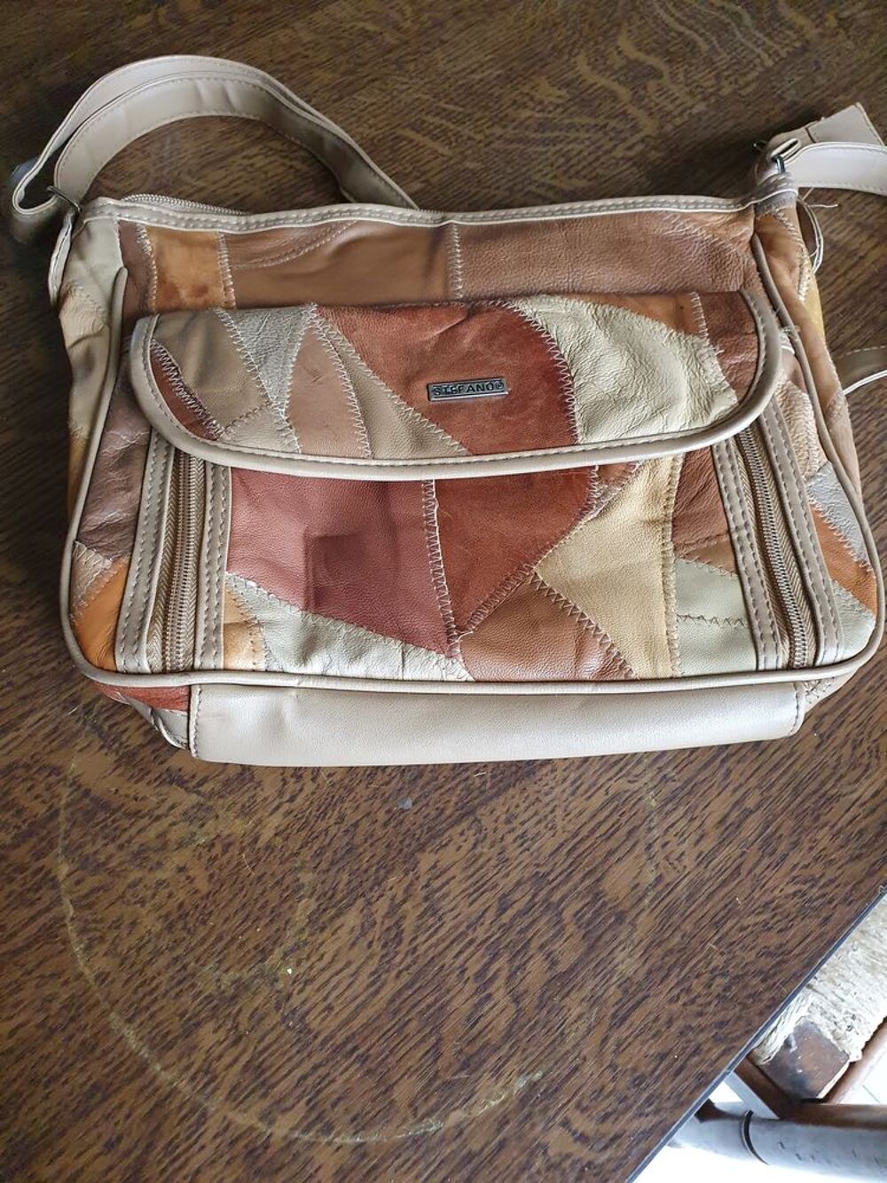 Sacs &agrave; main femmes Maroquinerie