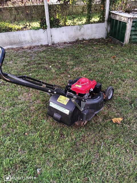 tondeuse thermique 650 Eysines (33)