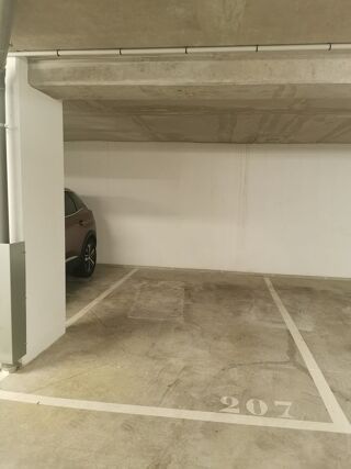  Parking / Garage � vendre 12 m�