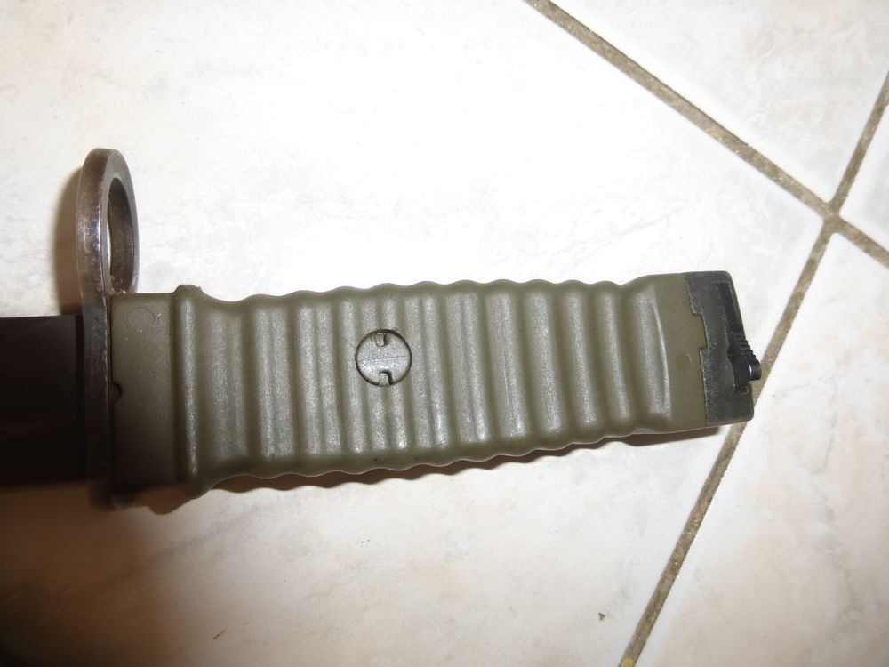 Baionnette KCB 77 OTAN verte 