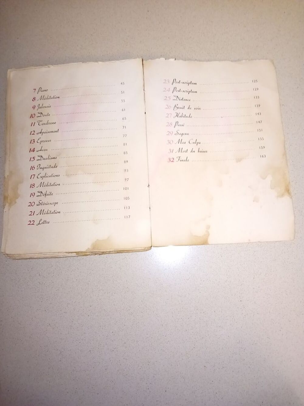 livre de po&egrave;mes ancien 