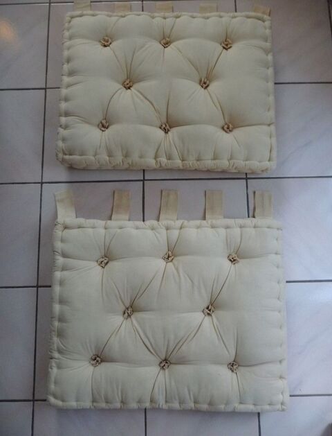 2 coussins capitonnés pour divers usages - NEUFS 60 Celles-sur-Belle (79)