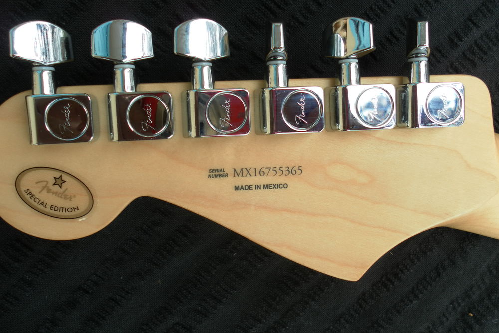 guitare fender mexico blanche Instruments de musique