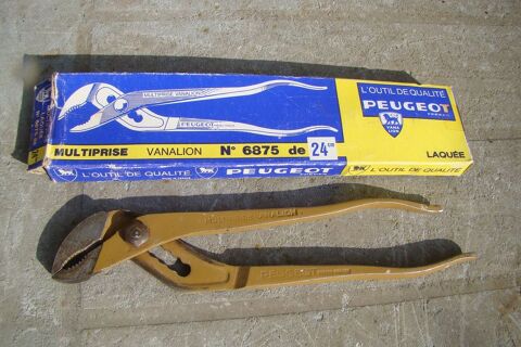 Ancienne pince multiprise   Vanalion   PEUGEOT Frres 
25 Gargenville (78)