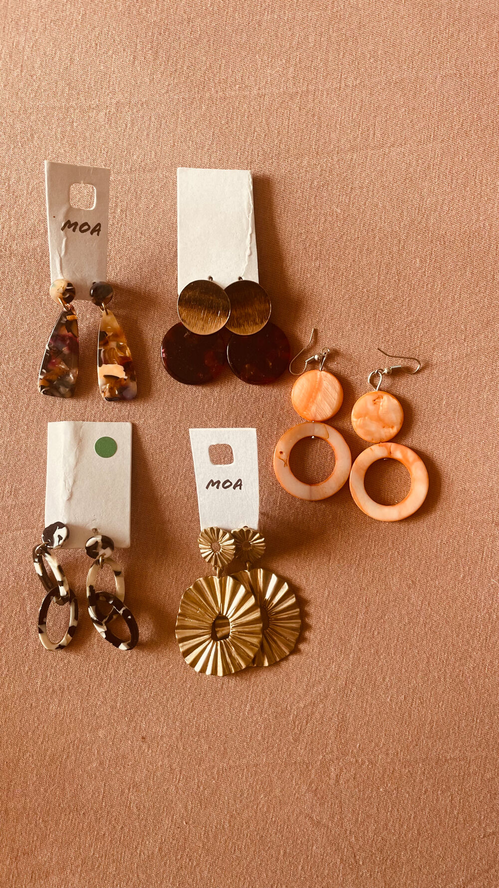 Boucles d'oreilles MOA Bijoux et montres