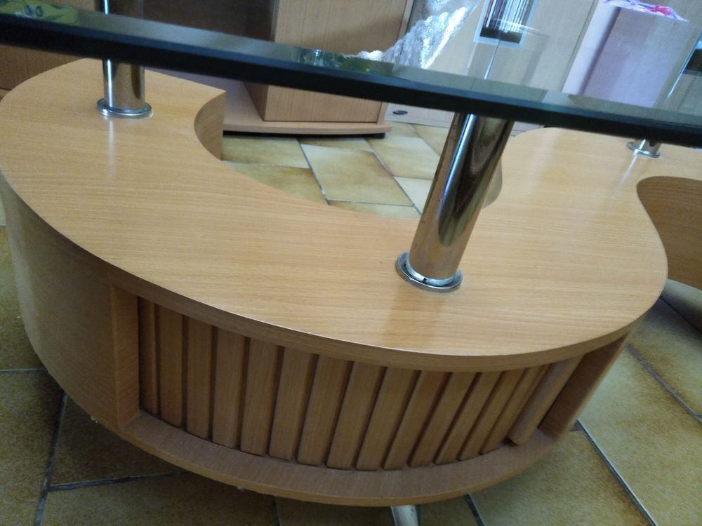 Table basse avec dessus en verre Meubles