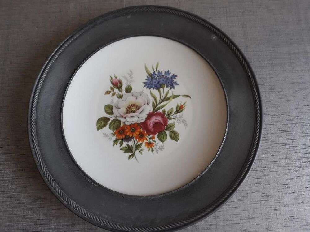 ASSIETTE DECORATIVE Décoration