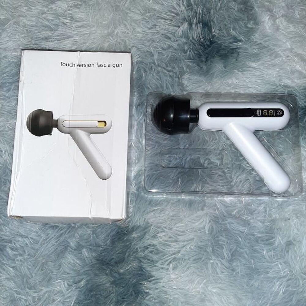 Pistolet de Massage portatif 12 vitesses neuf
Jeux / jouets