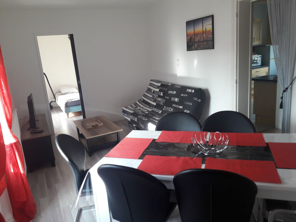 Location Appartement APPARTEMENT MEUBLE 53 M² avec garage et jardin Charleville-mézières