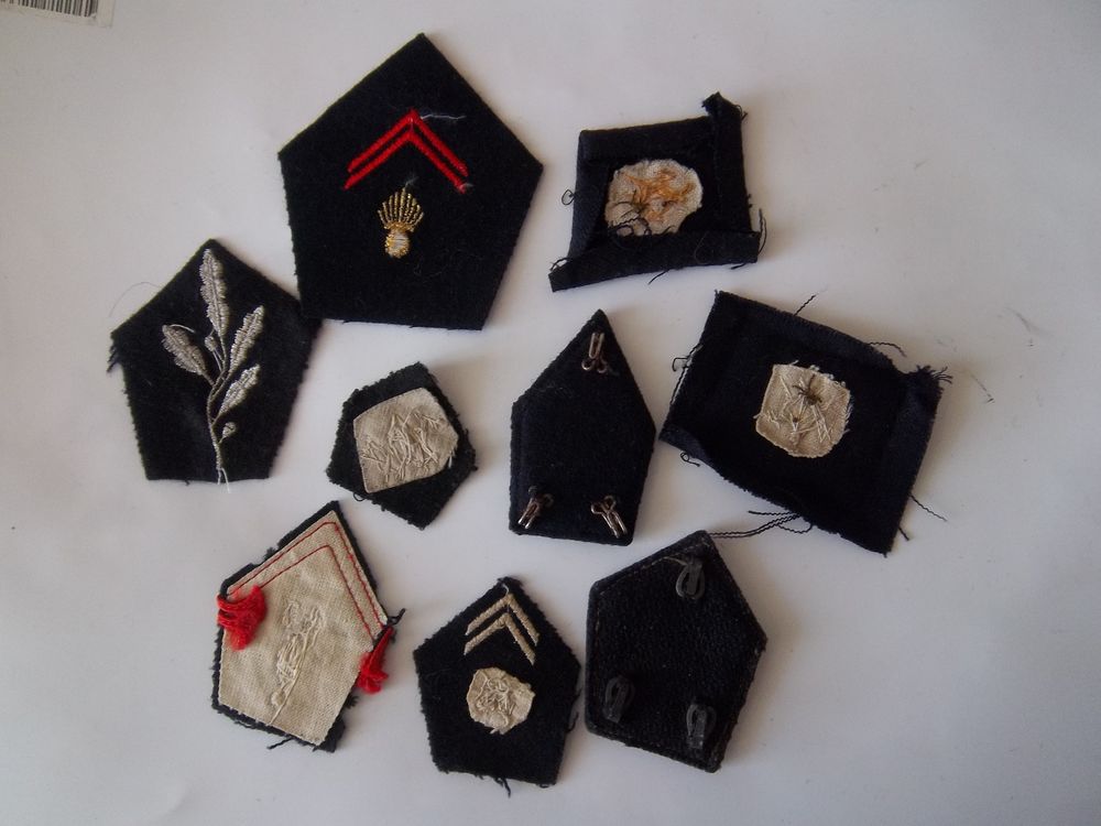 lot militaire pattes de col 