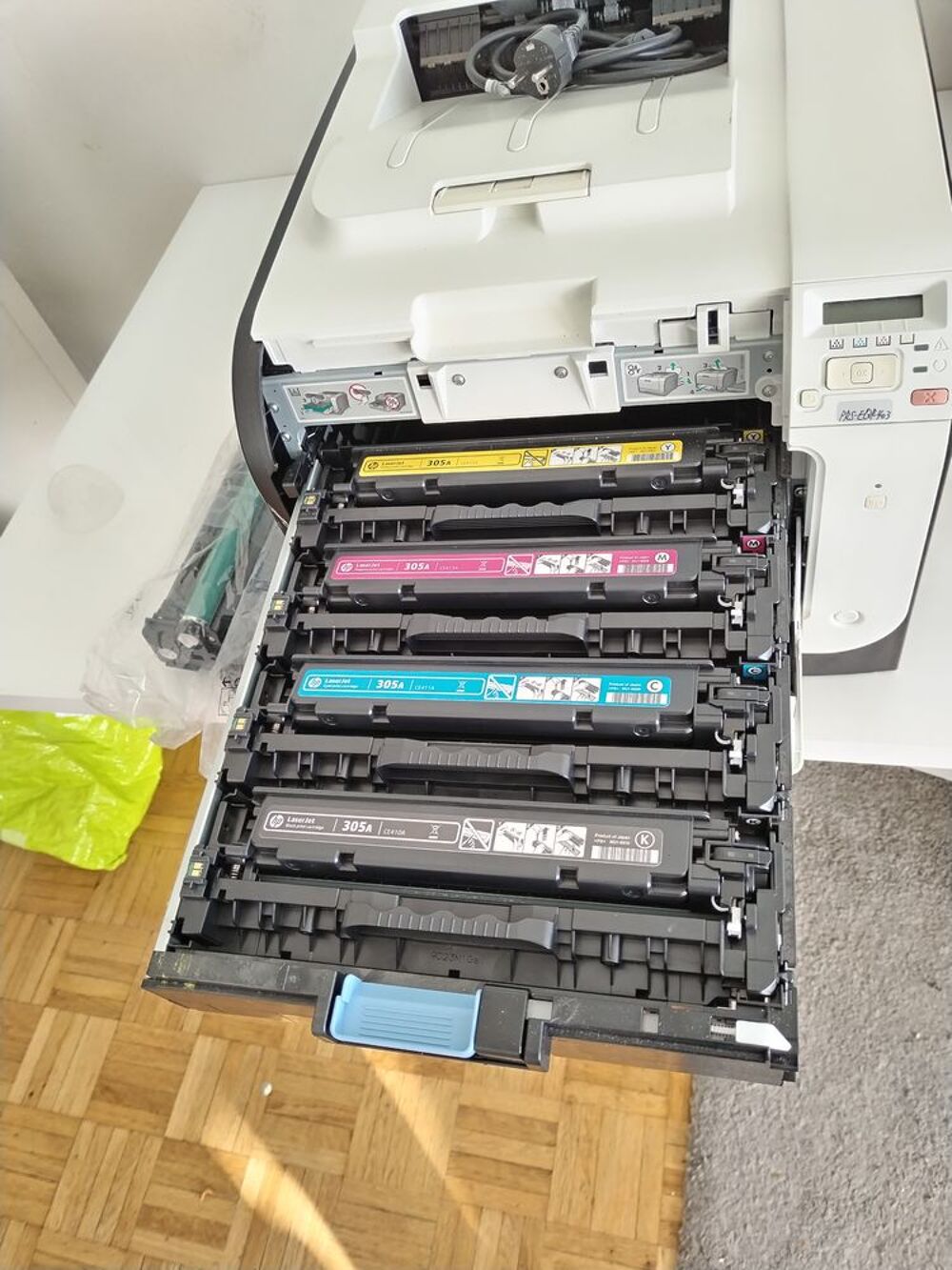 Imprimante hp laserJet pro 400 color m451dw Matériel informatique
