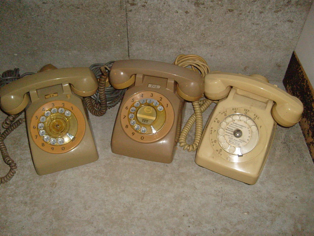 Ancien t&eacute;l&eacute;phones Téléphones et tablettes