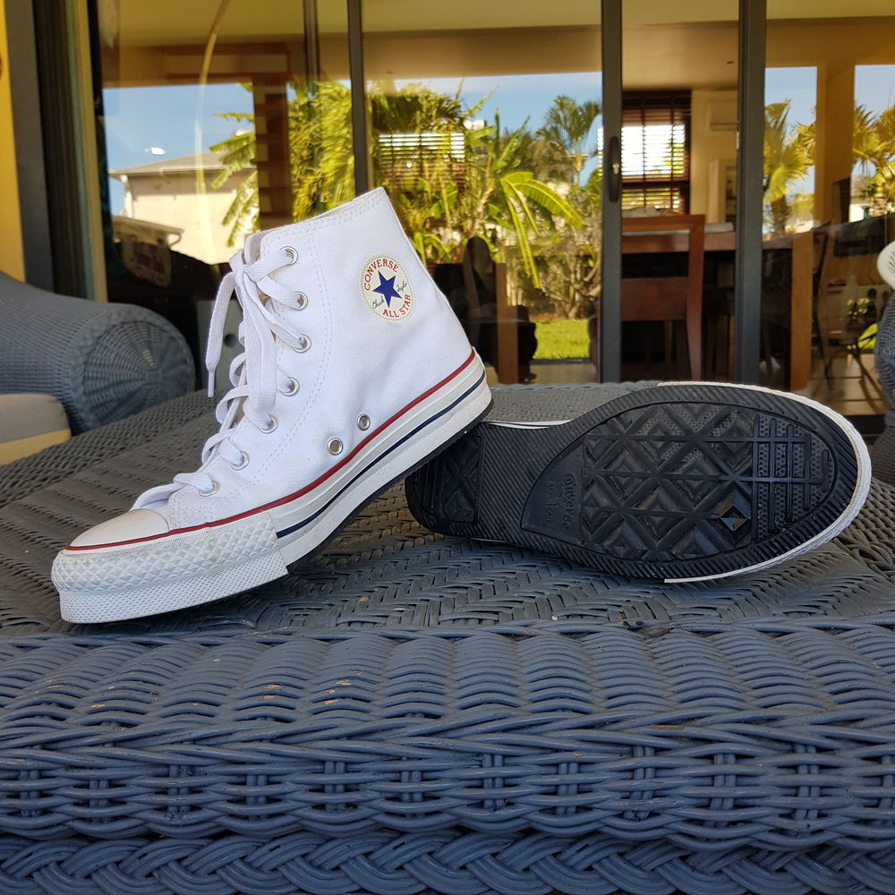 Achetez paire de converse neuf revente cadeau annonce vente