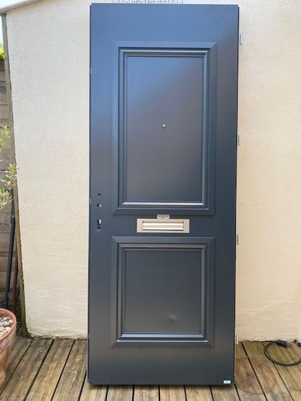 Porte d'entr&eacute;e aluminium Bricolage