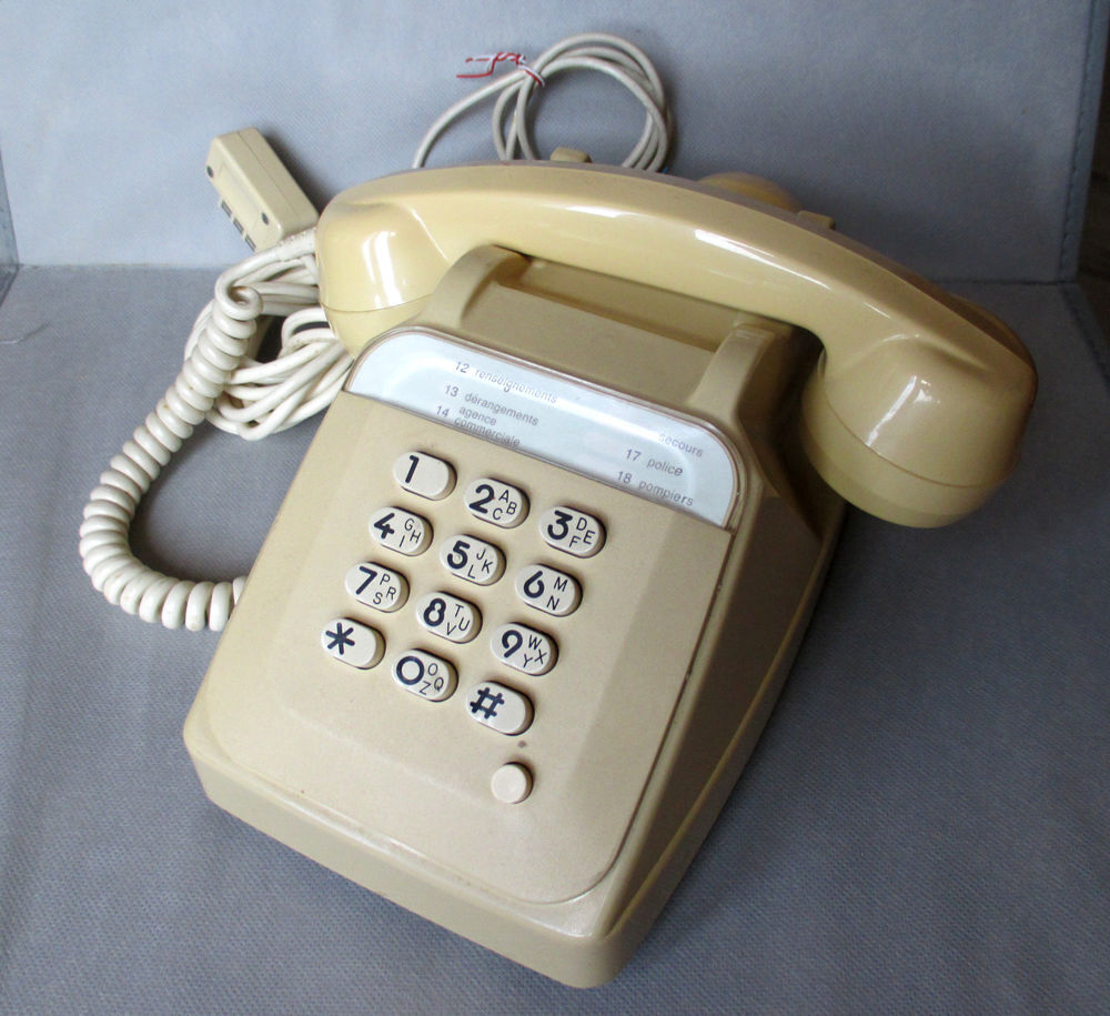 S63 t&eacute;l&eacute;phone Socotel ivoire (troc souhait&eacute;) 