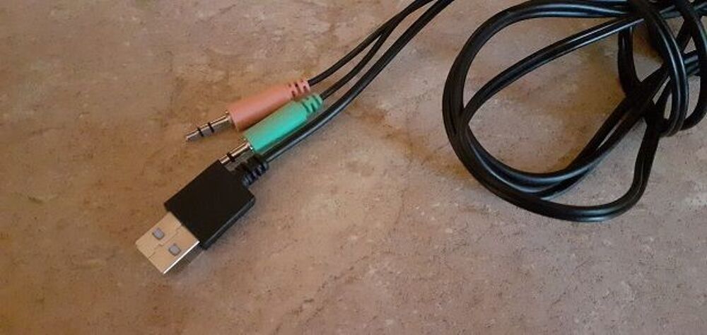 BARRE DE SON TRUST Audio et hifi