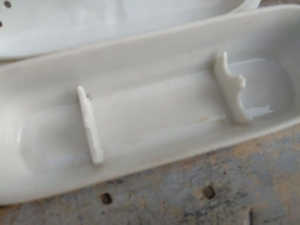 Ancienne Boite Porte Brosse &agrave; Dent Porcelaine Th&egrave;me Floral 
