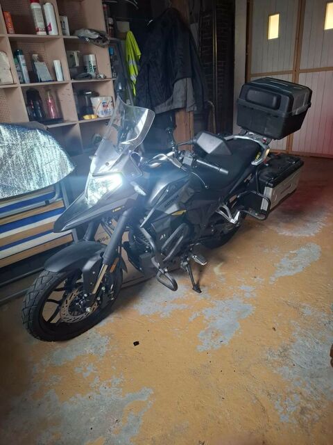Moto DIVERS 2022 occasion Provins 77160