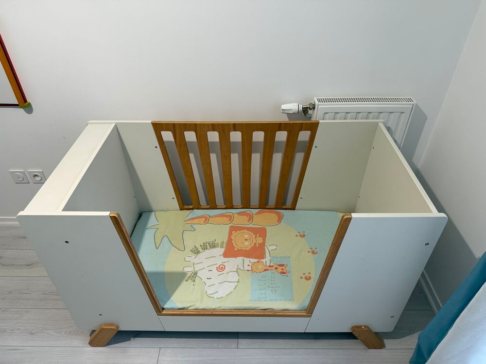 Berceau b&eacute;b&eacute; &eacute;volutif + matelas &amp; draps ? 0-4 ans Mobilier enfants
