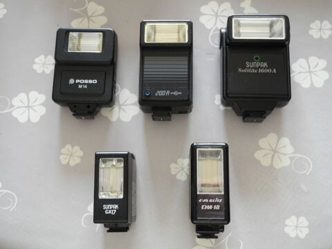 Lot de 5 flashs. 20 Épinay-sur-Seine (93)