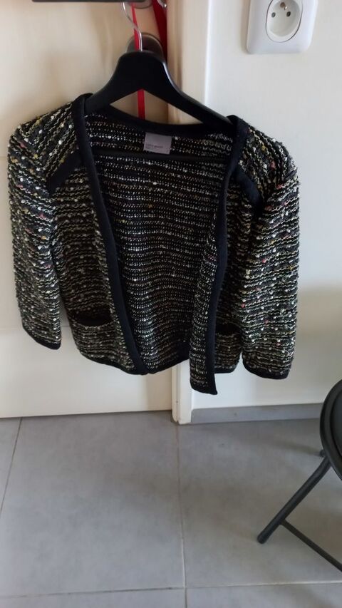 Beau gilet Vero Moda (taille S) 5 Marseille 12 (13)