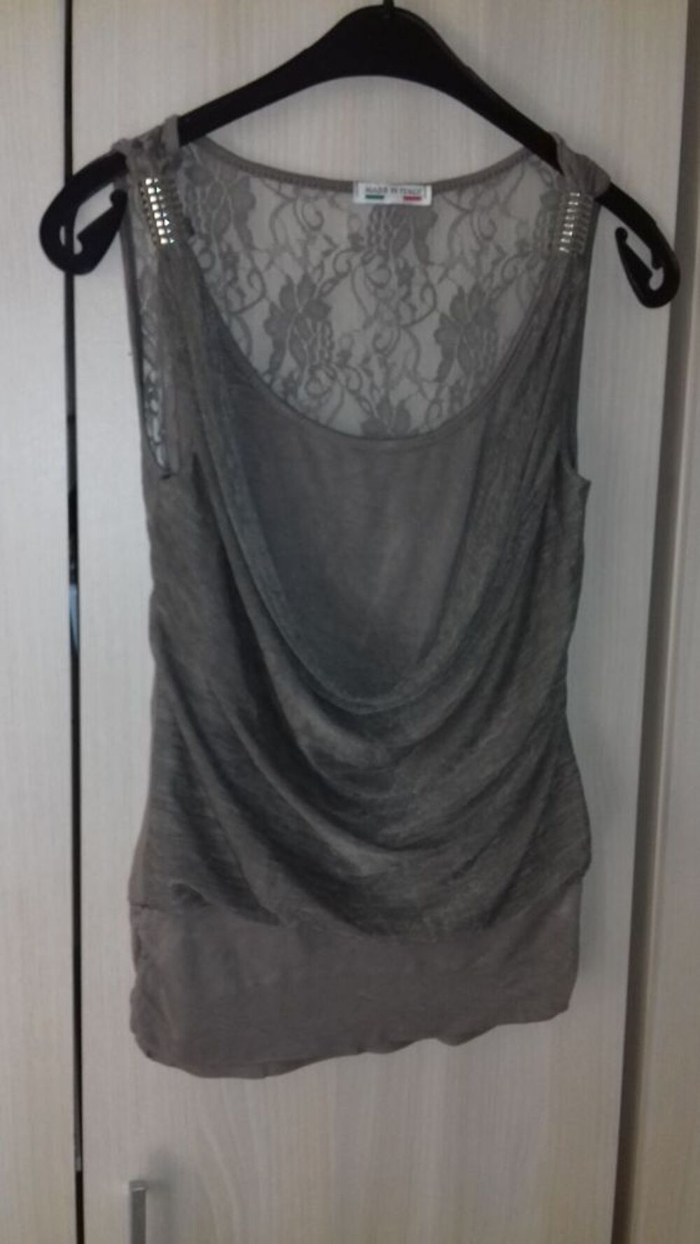 top, t-shirt Vêtements